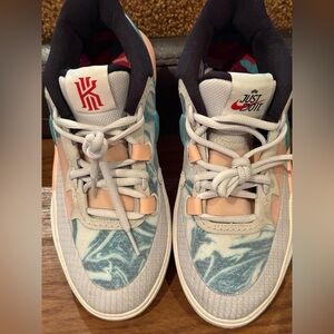 Nike Kyrie Irving 8 “Chinese New Year” Sneakers Youth Size 6Y - fits women’s 7.5